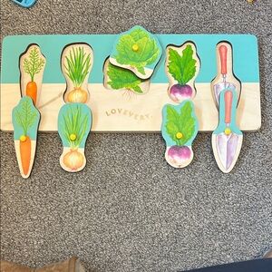 Lovevery Kids Wooden Garden Puzzle - Blue and Green